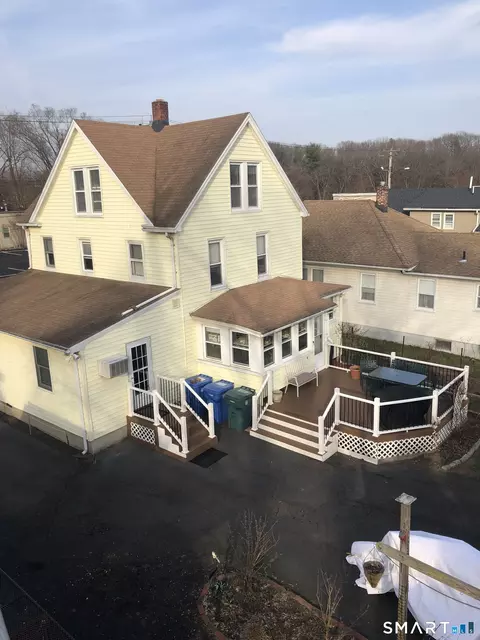 15 Oregon Ave, Hamden, CT 06514