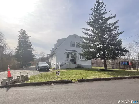 64 Gladden St, New Britain, CT 06051