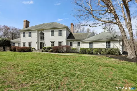 100 Chestnut Hill Rd, Ridgefield, CT 06877