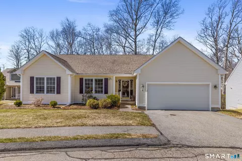 8 North Rdg #8, East Hampton, CT 06424