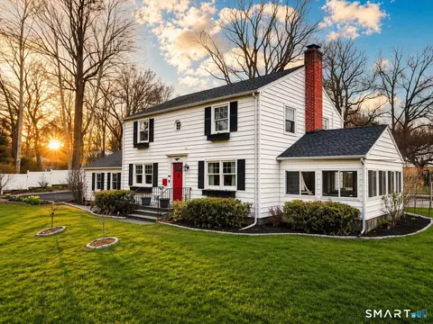 56 Creeping Hemlock Dr, Norwalk, CT 06851