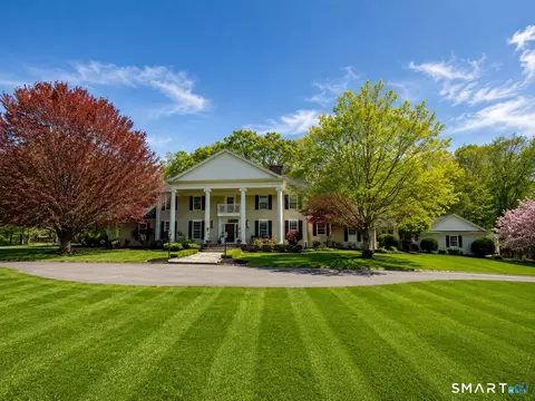 625 State St, Guilford, CT 06437