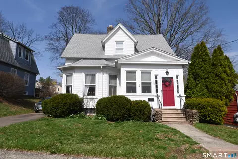 23 Maplewood Ter, Hamden, CT 06514