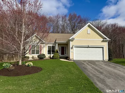 575 Inverness Ct #575, Oxford, CT 06478