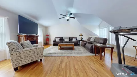 Living - 25 Stephen St, Derby, CT 06418 photo 2 of 2