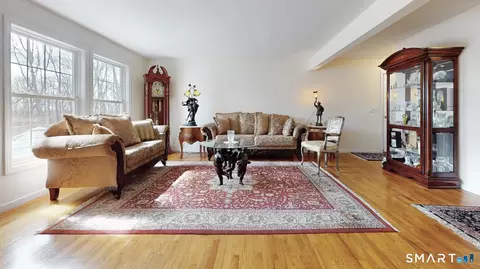 Living - 25 Stephen St, Derby, CT 06418 photo 1 of 2