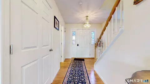 Entry Way - 25 Stephen St, Derby, CT 06418 photo 1 of 3