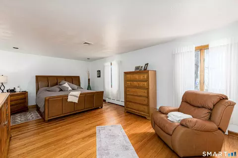 Bedroom - 240 Shepard Ave, Hamden, CT 06514 photo 3 of 5