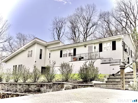 39 Candle Hill Rd, New Fairfield, CT 06812