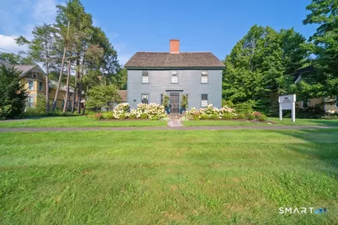 339 Main St S, Woodbury, CT 06798