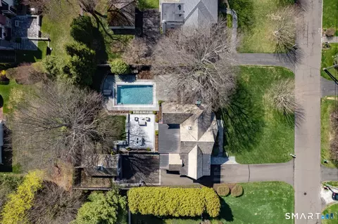 View/Area - 15 Beach Dr, Darien, CT 06820 photo 1 of 2