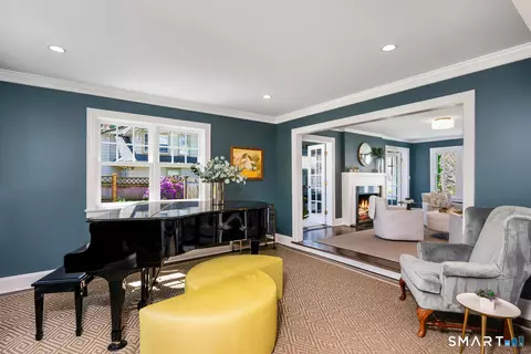 Living - 15 Beach Dr, Darien, CT 06820 photo 4 of 6
