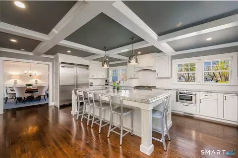 Kitchen - 15 Beach Dr, Darien, CT 06820 photo 1 of 4