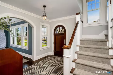 Entry Way - 15 Beach Dr, Darien, CT 06820 photo 1 of 3