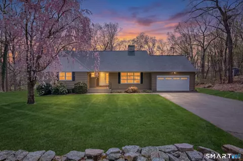 89 Bayne St, Norwalk, CT 06851