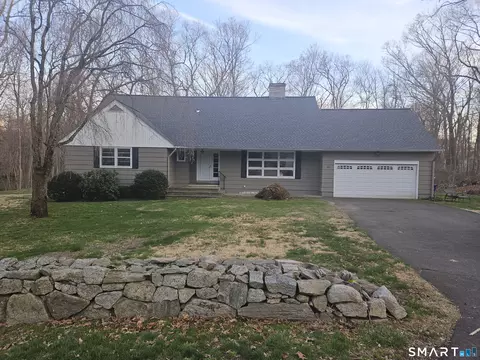 89 Bayne St, Norwalk, CT 06851