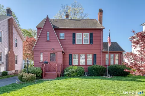 96 Washington St, Manchester, CT 06040