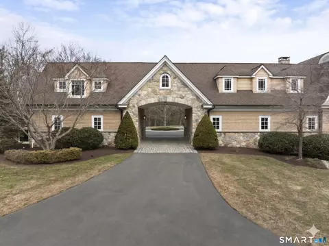 Exterior - 5 Viewpoint Ln, Ellington, CT 06029 photo 5 of 7