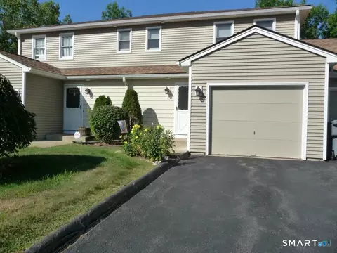 59 Brookside Vlg #59, Enfield, CT 06082