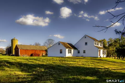342 W Meetinghouse Rd, New Milford, CT 06776