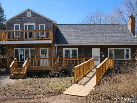 14 Edgewood Ln, Mansfield, CT 06250