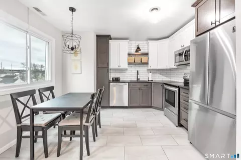 510 E Main St #228, Stratford, CT 06614