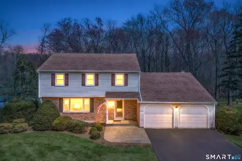 26 Seiter Hill Rd, Wallingford, CT 06492