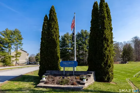 111 Riverton Rd #28, Winchester, CT 06098