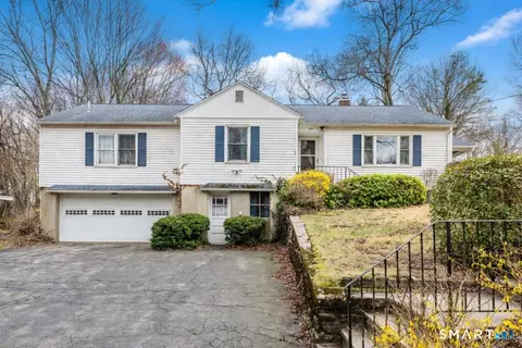 94 Farrell Rd, Waterbury, CT 06706