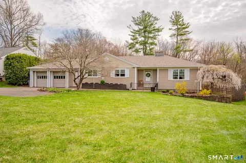 5 Bridge Ln, Enfield, CT 06082