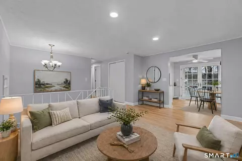 75 Wenham St, West Haven, CT 06516