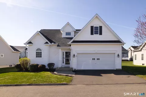 64 River Crest Dr #64, Plantsville, CT 06479