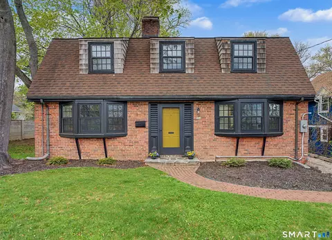 514 Fern St, West Hartford, CT 06107