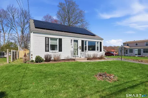 14 Coolidge Ave, Newington, CT 06111