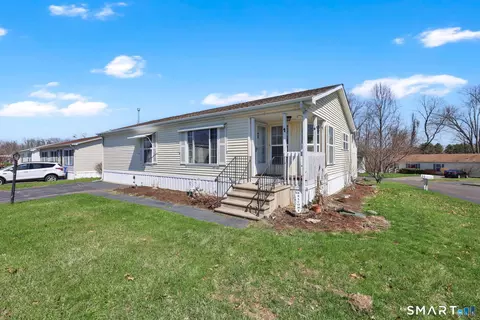 1 Rose Ct, East Windsor, CT 06088