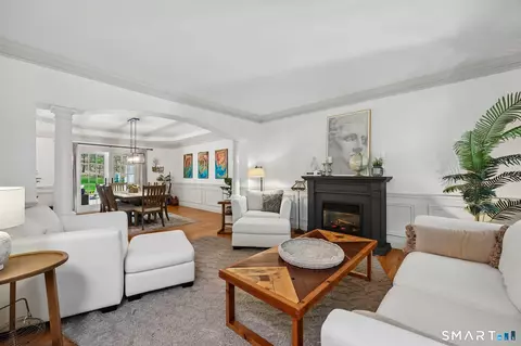 Living - 3 E Lake Rd # E, Danbury, CT 06811 photo 1 of 3
