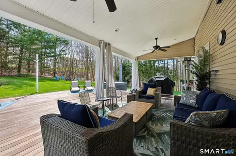 Exterior - 3 E Lake Rd # E, Danbury, CT 06811 photo 6 of 6