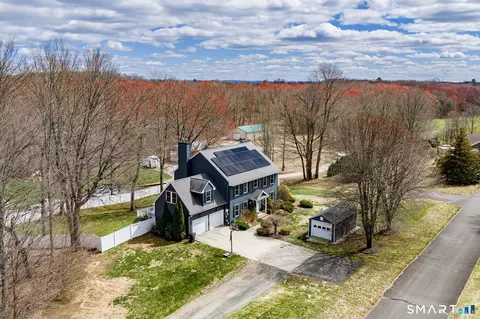 View/Area - 977 Sheldon St, Suffield, CT 06093 photo 1 of 2