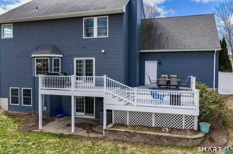 Exterior - 977 Sheldon St, Suffield, CT 06093 photo 3 of 6