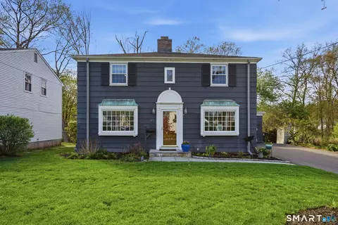 81 Montclair Dr, West Hartford, CT 06107