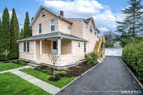 16 Raymond St, New Canaan, CT 06840