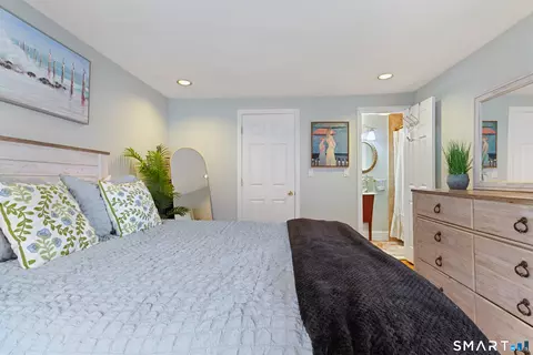 Bedroom - 5 Iris Ln, Redding, CT 06896 photo 3 of 6