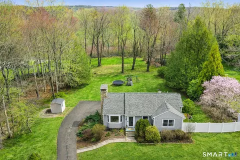 View/Area - 5 Iris Ln, Redding, CT 06896 photo 1 of 2