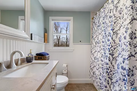 Bath - 5 Iris Ln, Redding, CT 06896 photo 1 of 1