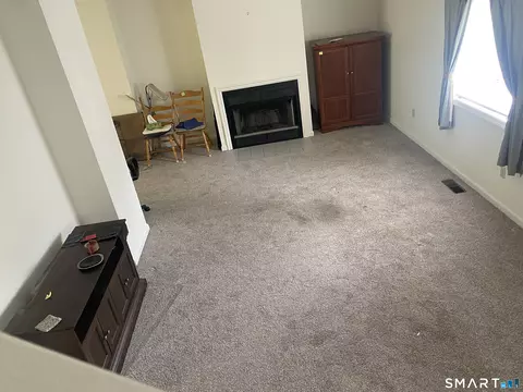 Living - 604 Whetstone Mls #604, Killingly, CT 06241 photo 2 of 3