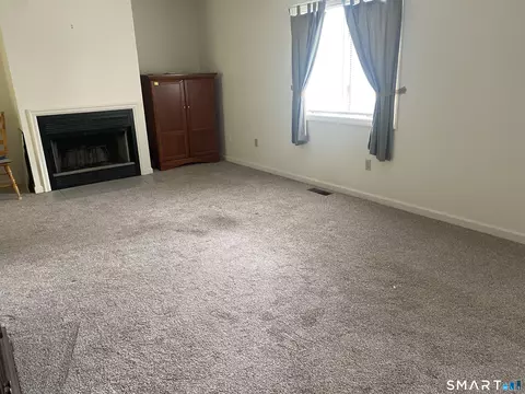Living - 604 Whetstone Mls #604, Killingly, CT 06241 photo 1 of 3