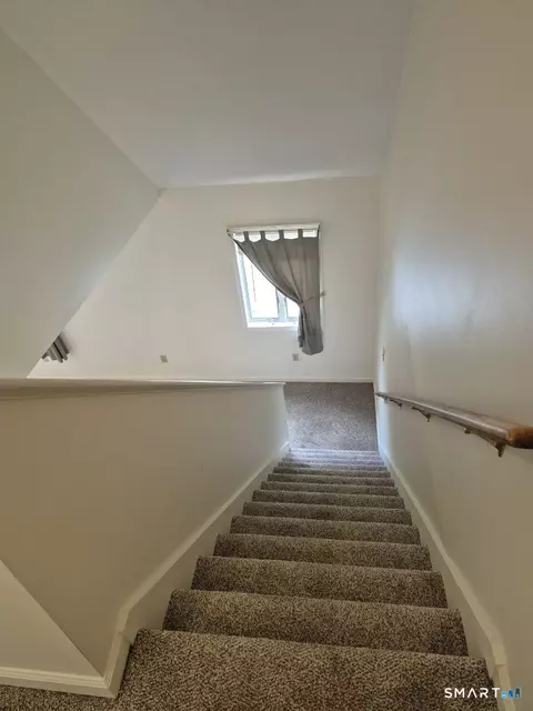 Entry Way - 604 Whetstone Mls #604, Killingly, CT 06241 photo 1 of 1