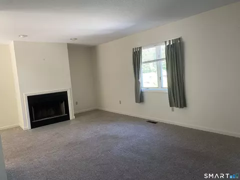 Living - 604 Whetstone Mls #604, Killingly, CT 06241 photo 2 of 4