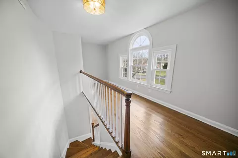 Entry Way - 39 Marbern Dr, Suffield, CT 06078 photo 3 of 4