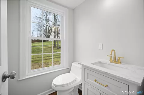 Bath - 39 Marbern Dr, Suffield, CT 06078 photo 1 of 5